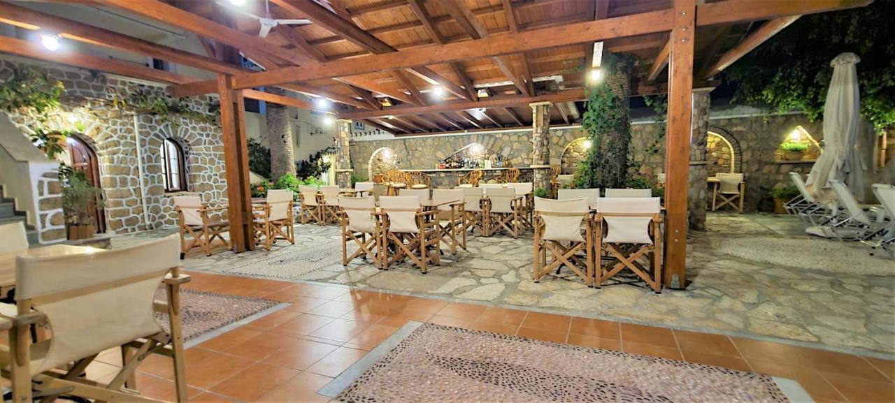 سبيتسيس Kastro Hotel المظهر الخارجي الصورة
