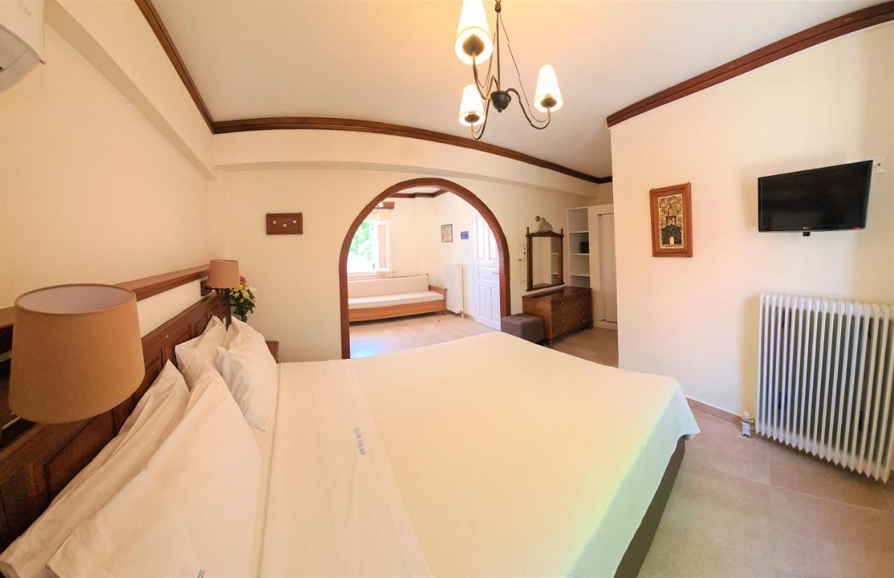 سبيتسيس Kastro Hotel المظهر الخارجي الصورة