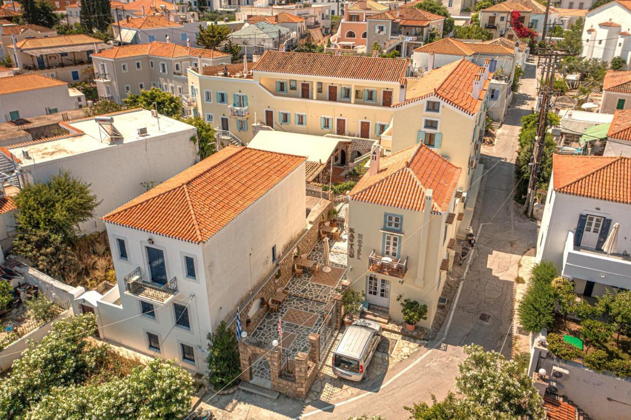 سبيتسيس Kastro Hotel المظهر الخارجي الصورة