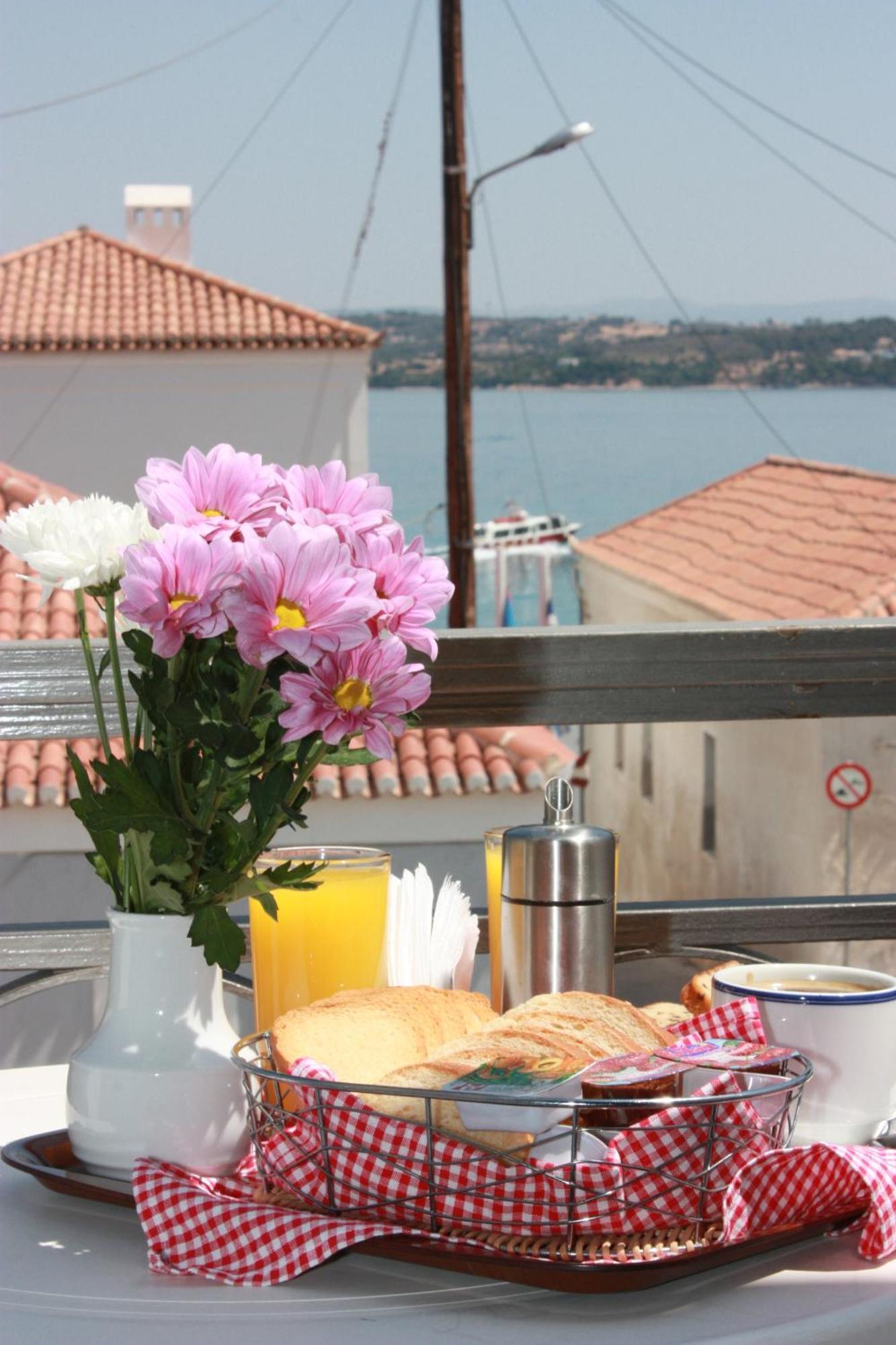 سبيتسيس Kastro Hotel المظهر الخارجي الصورة