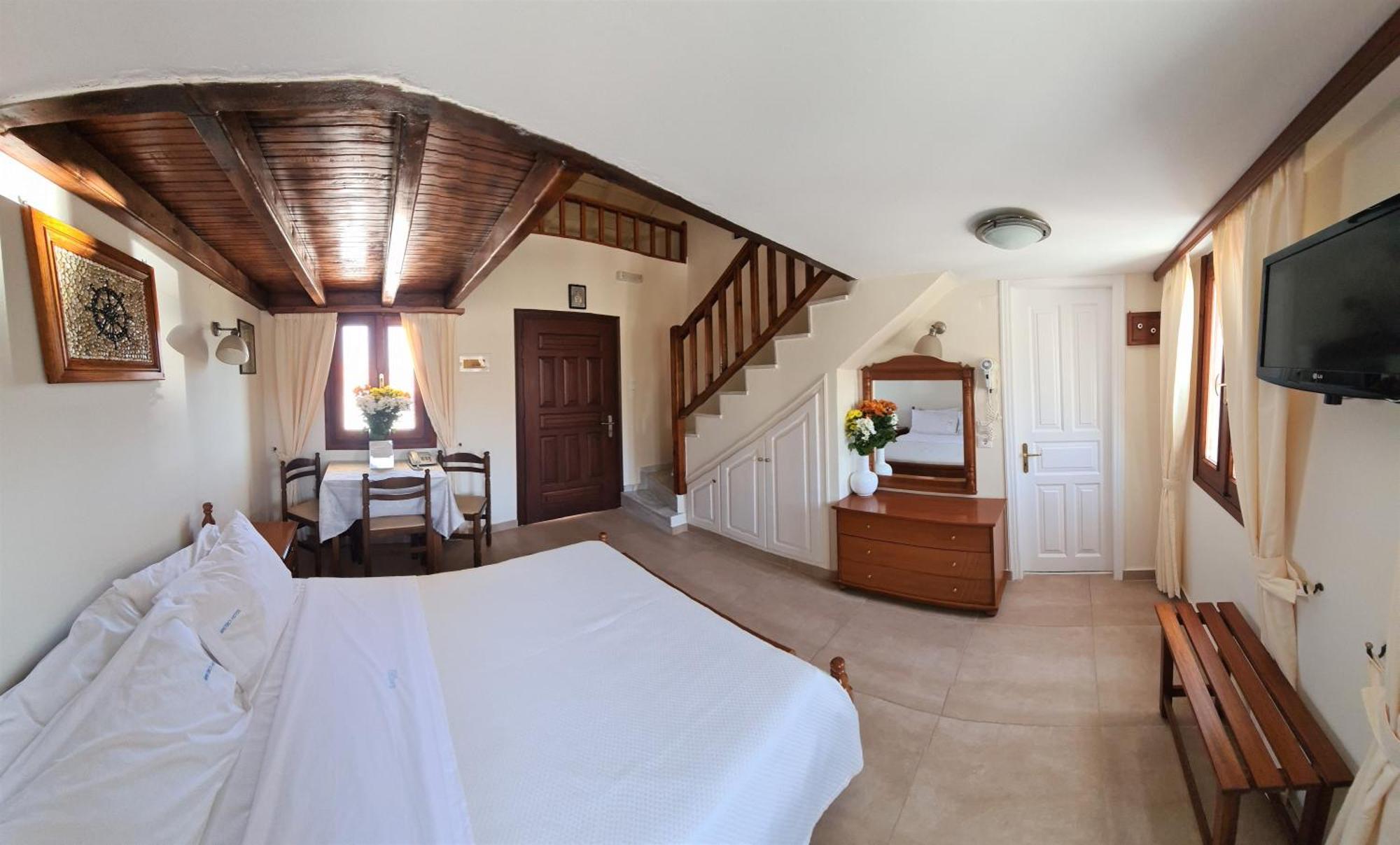 سبيتسيس Kastro Hotel الغرفة الصورة
